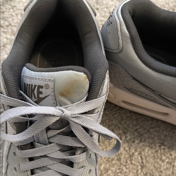 Nike Air Max Gray Sneakers 7.5 - Picture 2 of 9